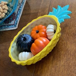 Pineapple perfect bowl by Martha Stewart 🍍